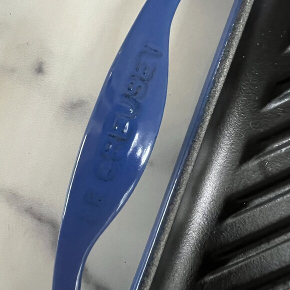 Le Creuset Enameled Cast Iron Skinny Square Grill, Lapis Blue - Picture 2 of 6